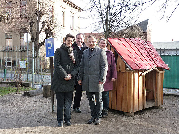 Spende der Allianz an Kita "Samenkorn" Spende der Allianz an Kita "Samenkorn"